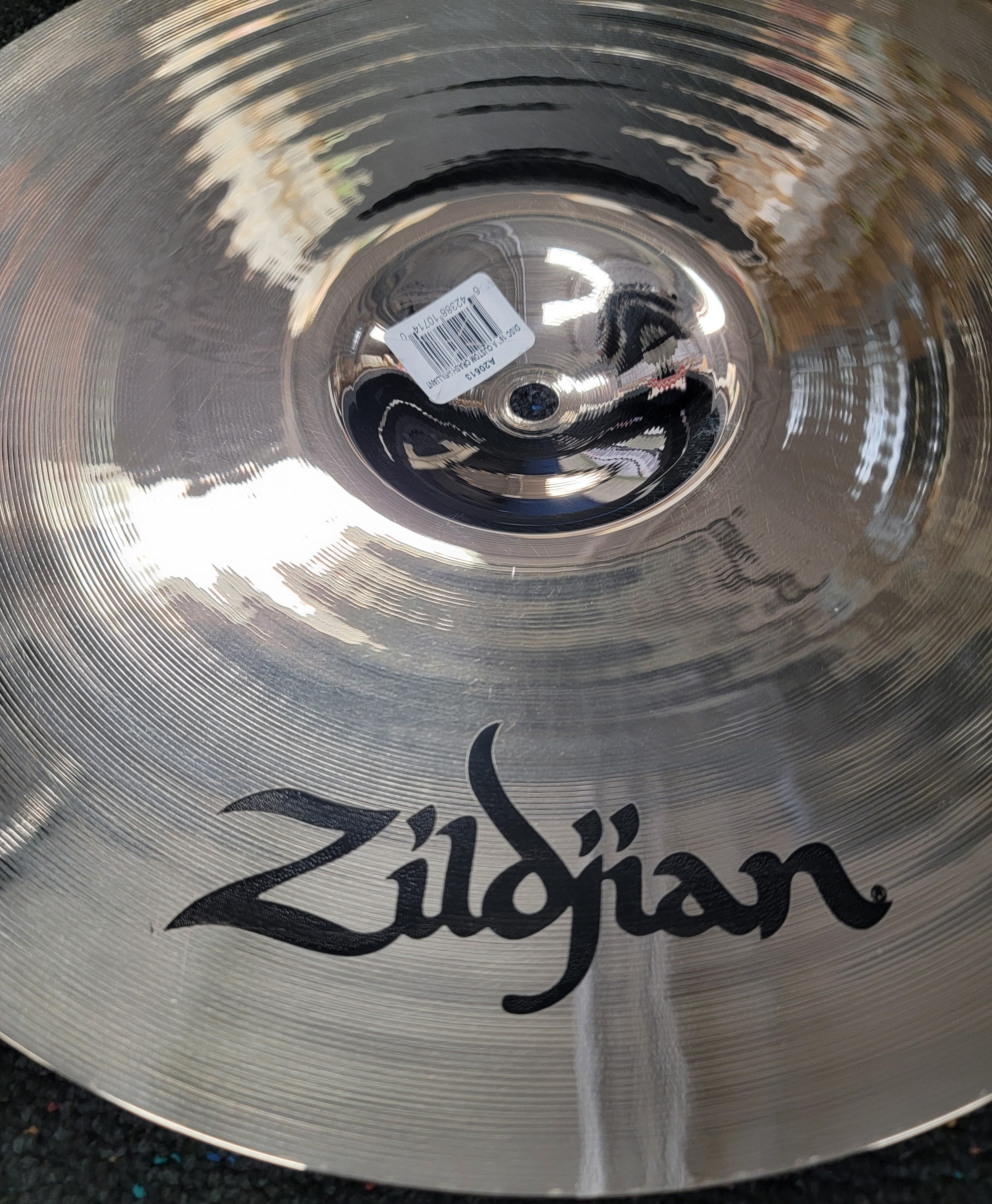 Zildjian A20513 A Custom Brilliant Crash Cymbal - overview shot