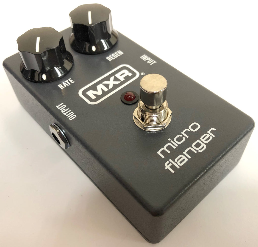 MXR M152 Micro Flanger pedal — footswitch and LED detail