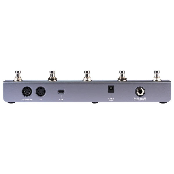 Darkglass MIDI Footswitch — gray, rear MIDI and USB-C connections