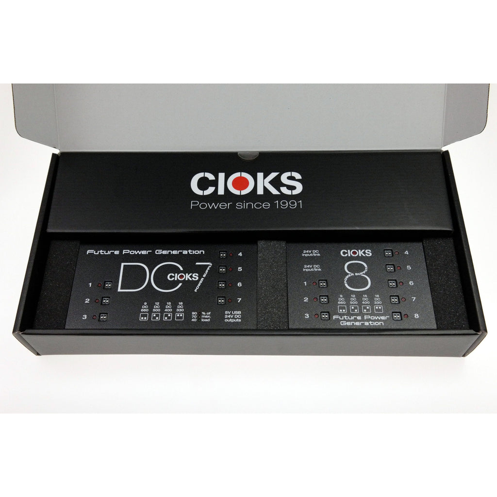 CIOKS SPB Super Power Bundle — DC7 unit top detail with outlets and voltages