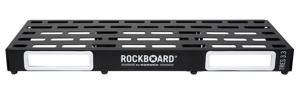 RockBoard Tres 3.3 silver aluminum flight case closed