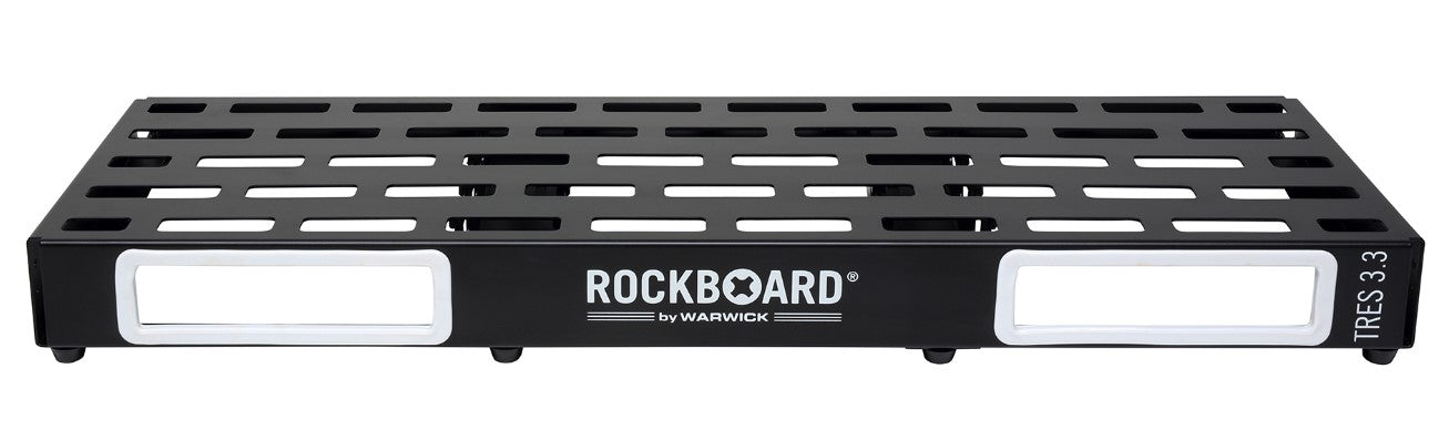 RockBoard Tres 3.3 silver aluminum flight case closed