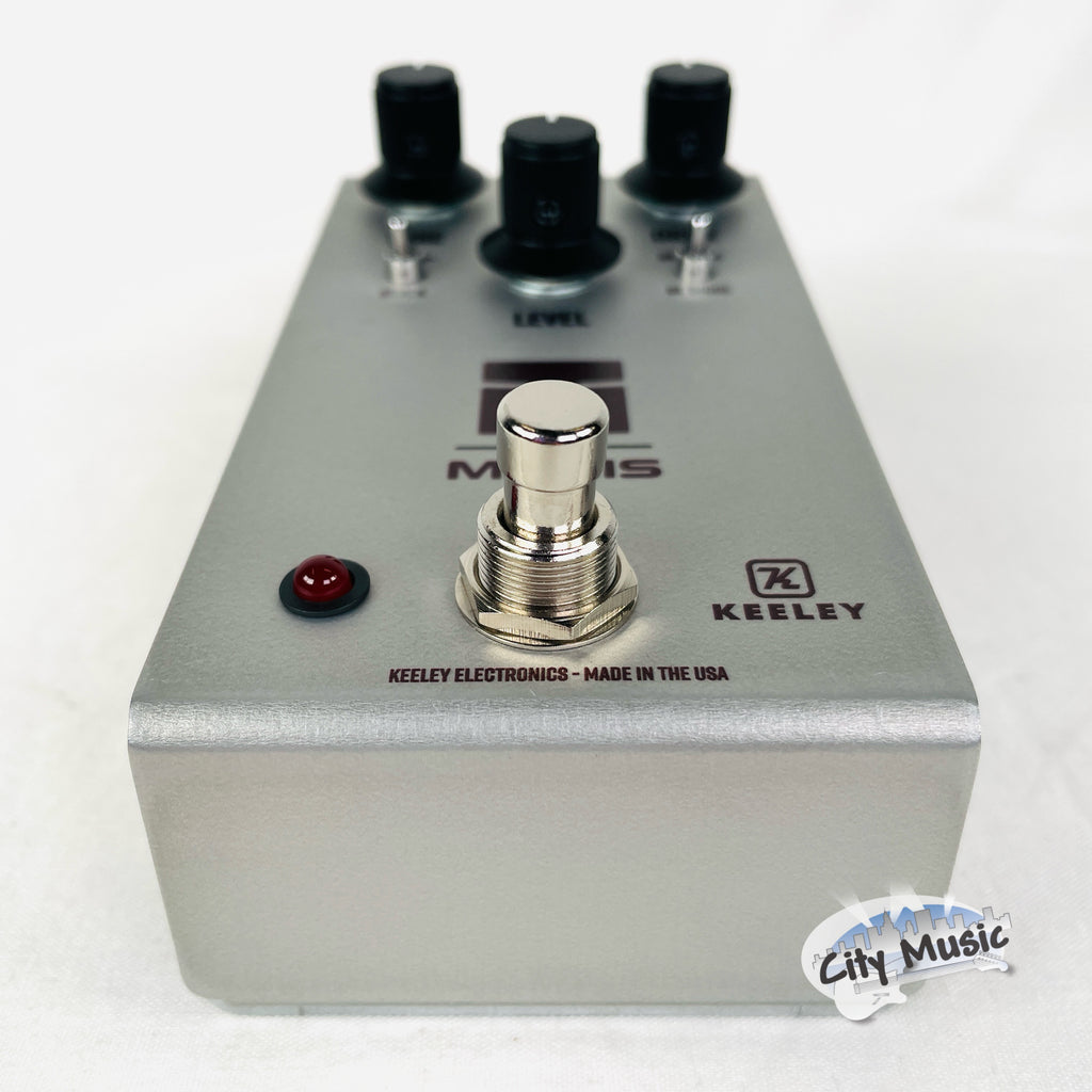 Keeley Manis Overdrive pedal — rear input and output jacks