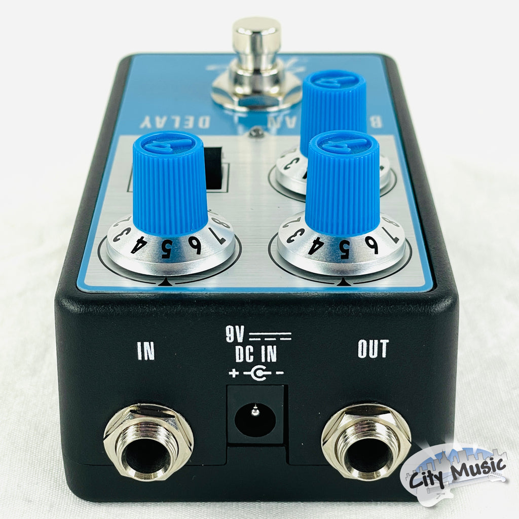 Used Fender Bassman Delay Guitar Effects Pedal ♫