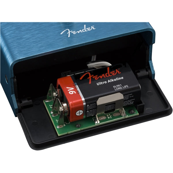 Fender Mirror Image Delay pedal — control knobs and toggle switches detail