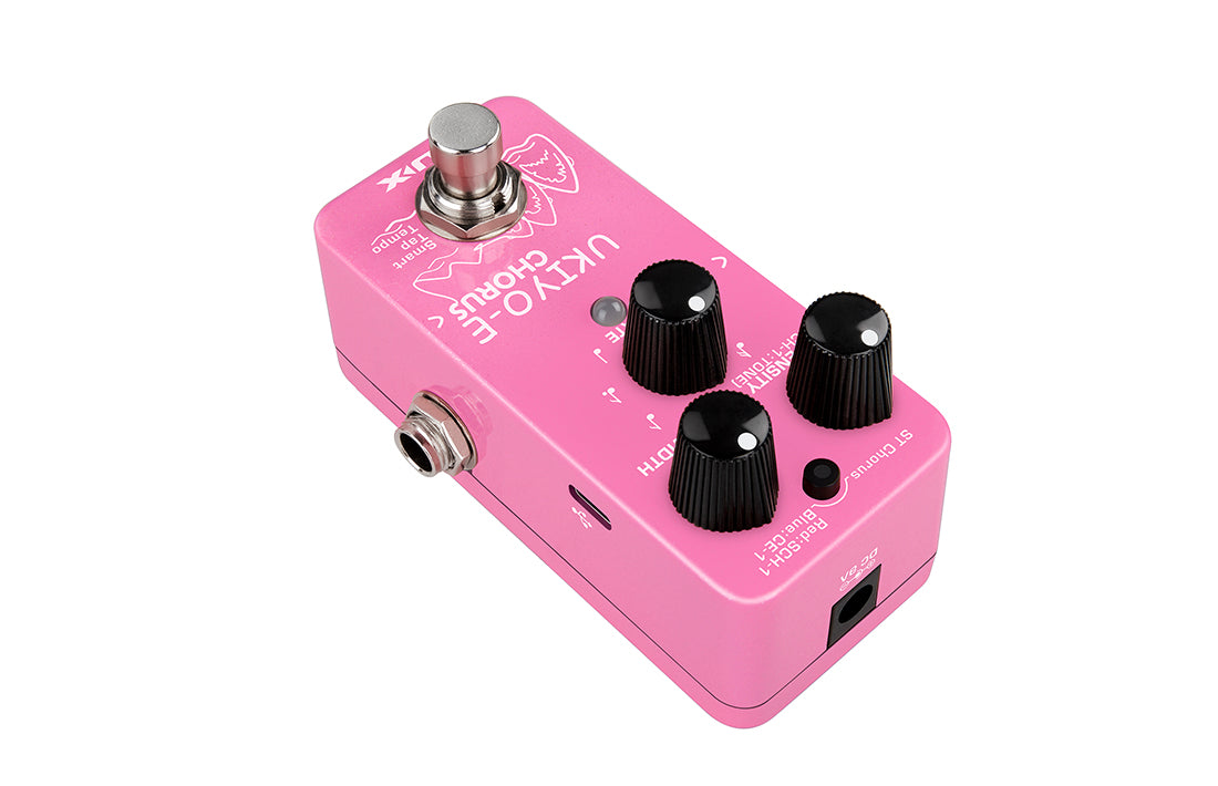 NUX NCH-4 Ukiyo-E chorus mini pedal — footswitch