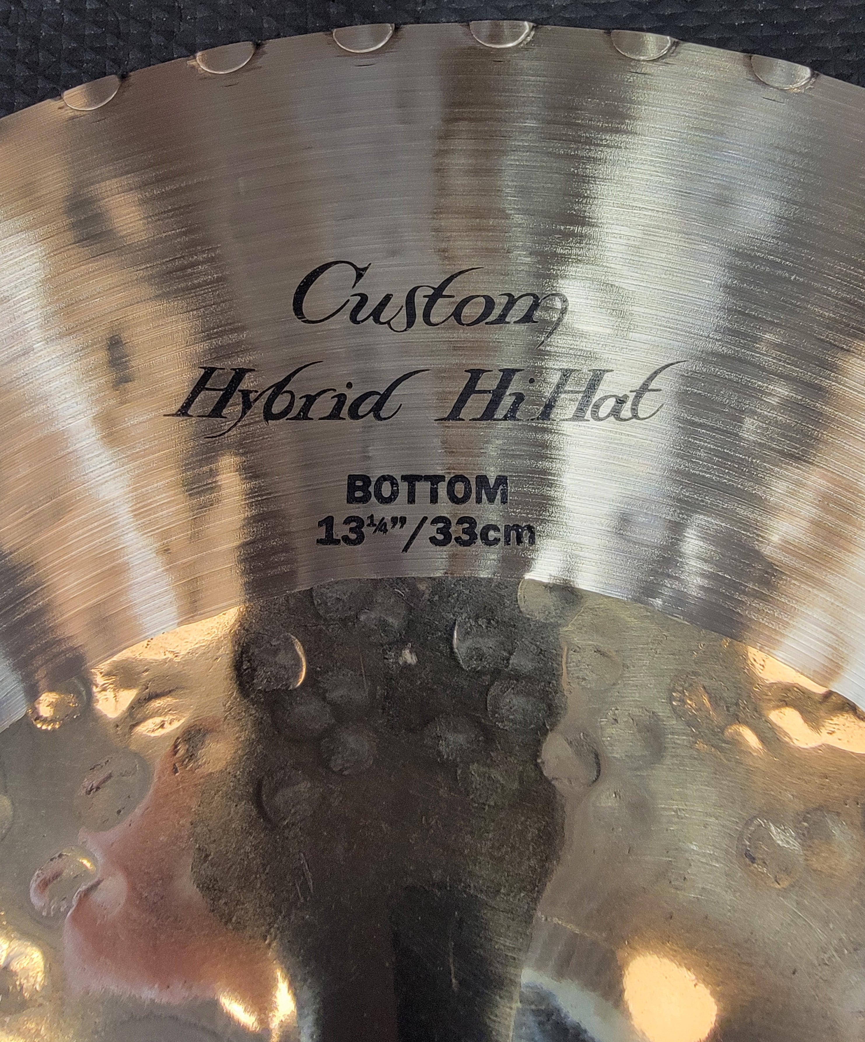 Zildjian K1213 Hi-Hat pair - overview on display