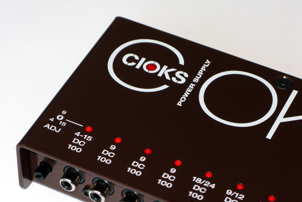 CIOKS Ciokolate power supply - outlet panel detail