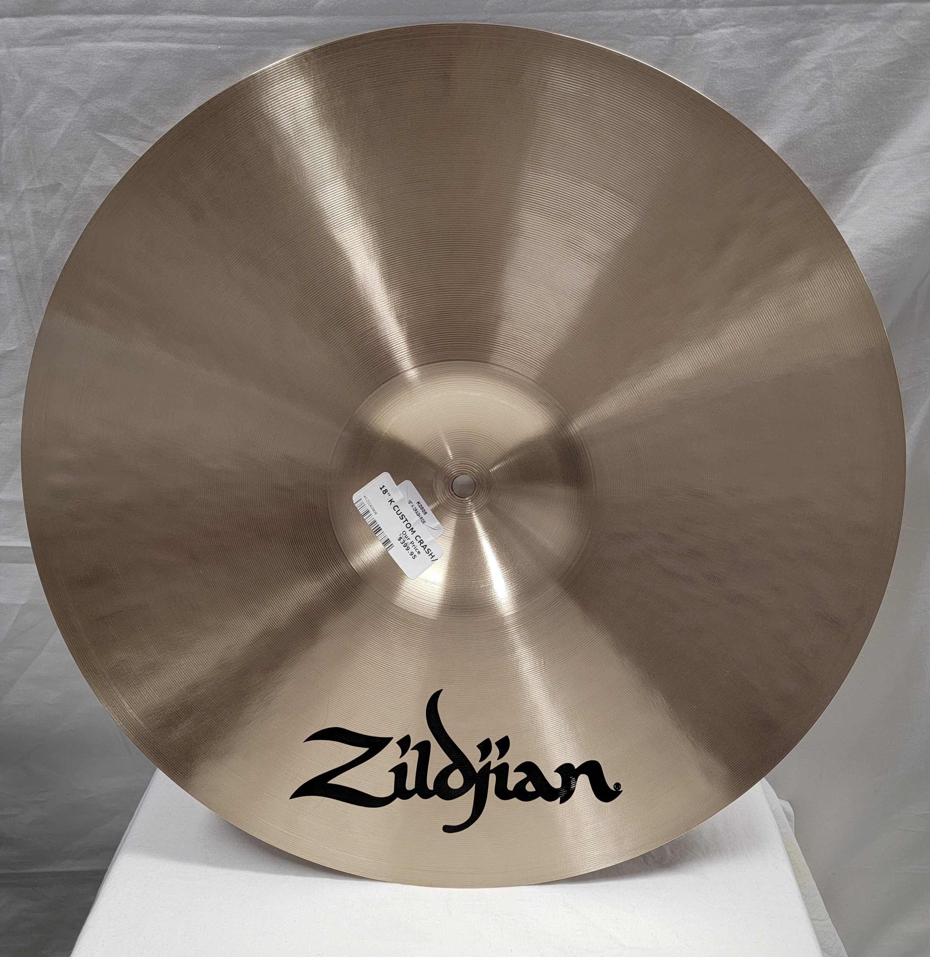 Zildjian K Crash Ride K0808 - edge view showing profile
