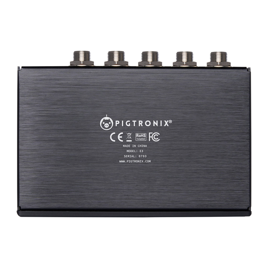 Pigtronix Echolution 3 delay pedal — footswitch detail
