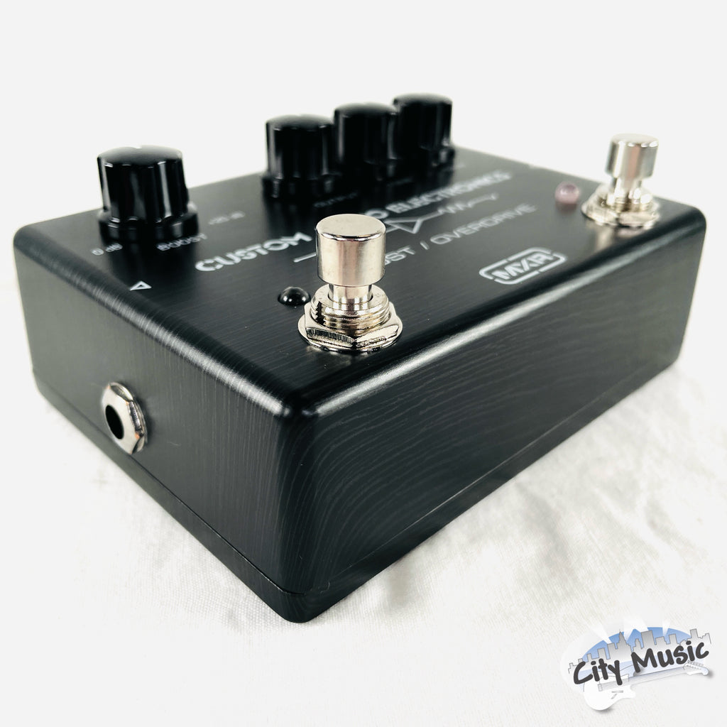 Used MXR MC402 CAE Boost/Overdrive pedal - dual footswitch view
