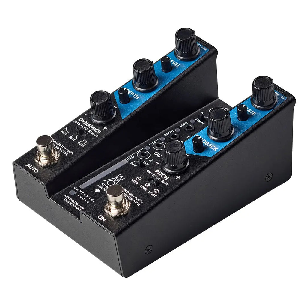 Gamechanger Audio AUTO Chorus guitar pedal — jacks and connections