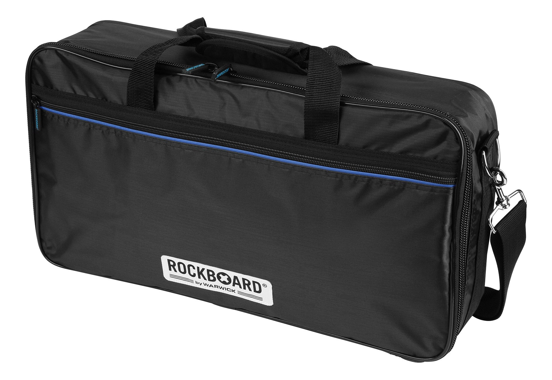 RockBoard TRES 3.1 guitar effects pedalboard with gig bag detail
