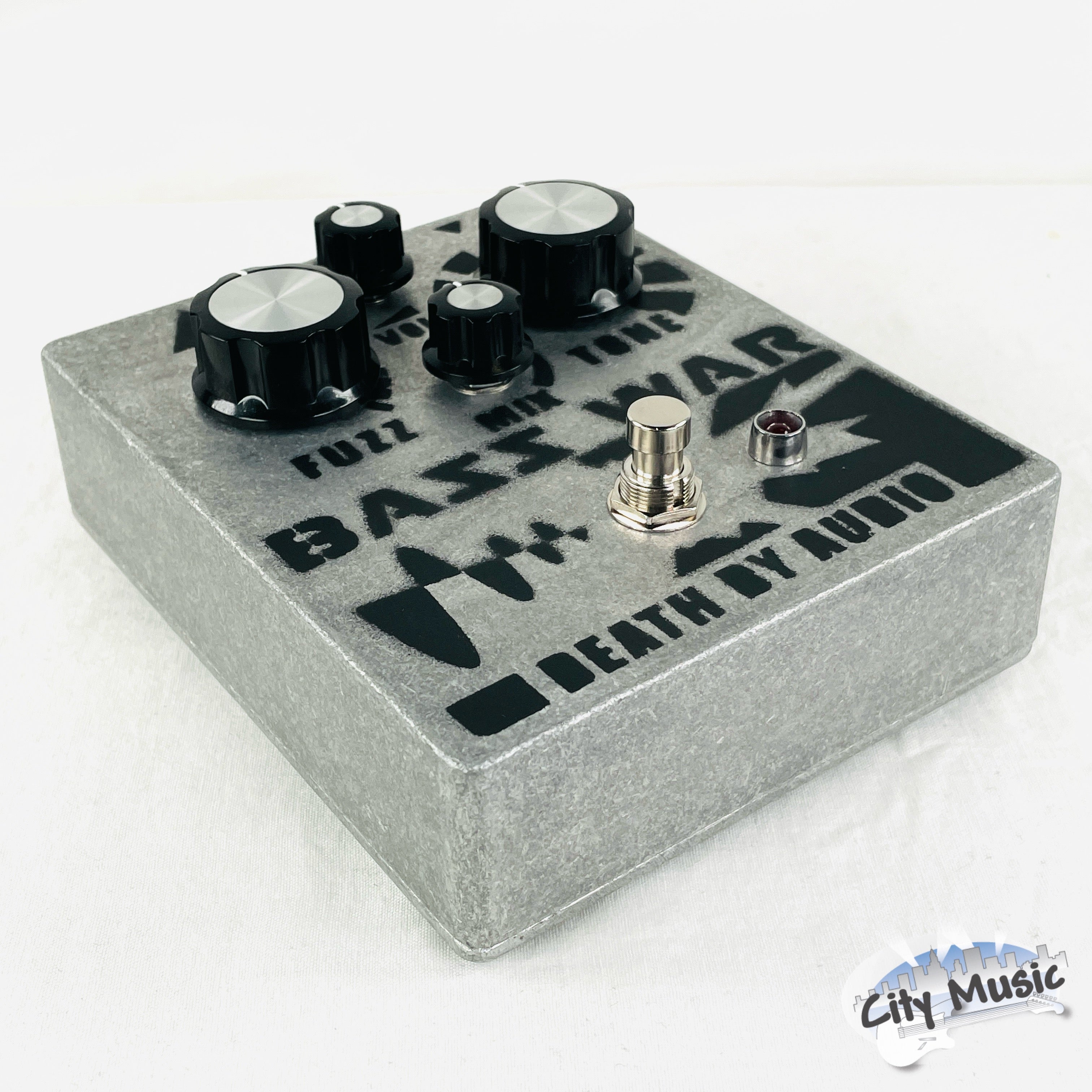 Used Death By Audio Bass War Fuzz Guitar Effects Pedal в™«