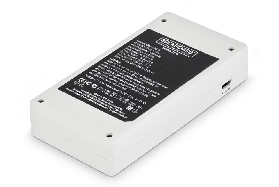 RockBoard Power LT XL pedal power supply - White with included cables