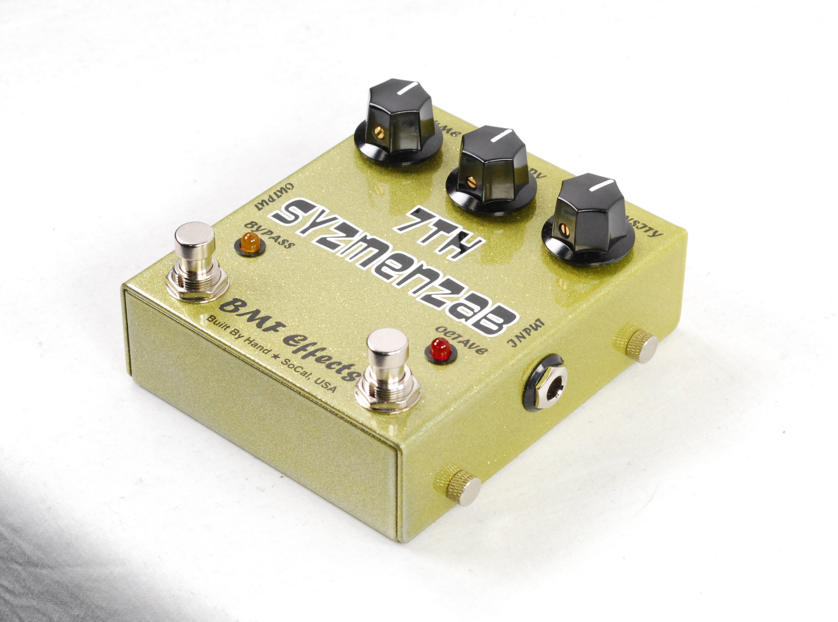 BMF Effects 7th Syzmenzab fuzz octave pedal rear jacks