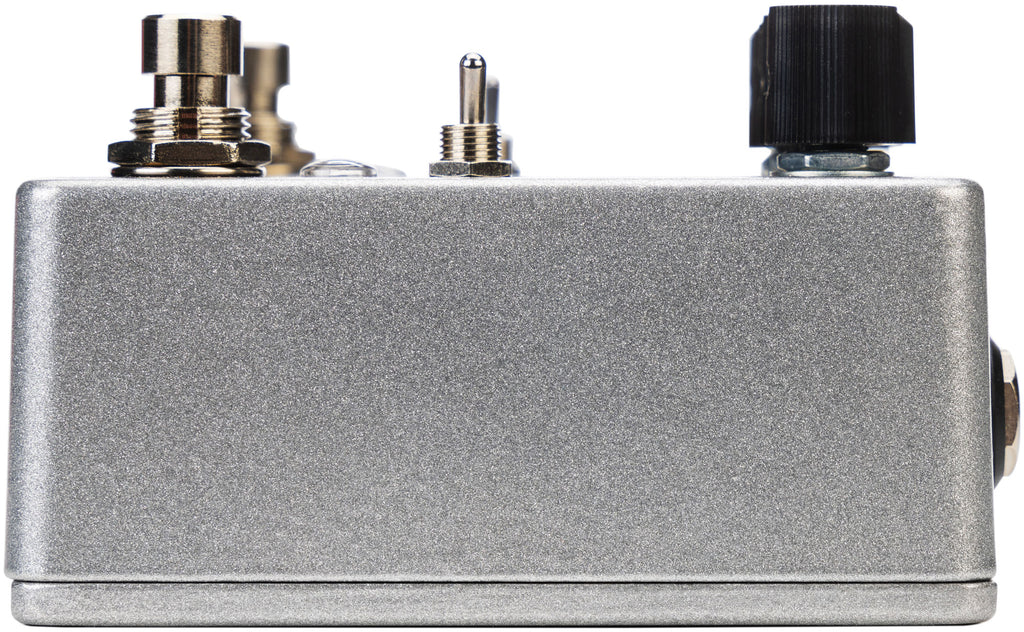 EarthQuaker Disaster Transport Reissue delay pedal — jacks detail