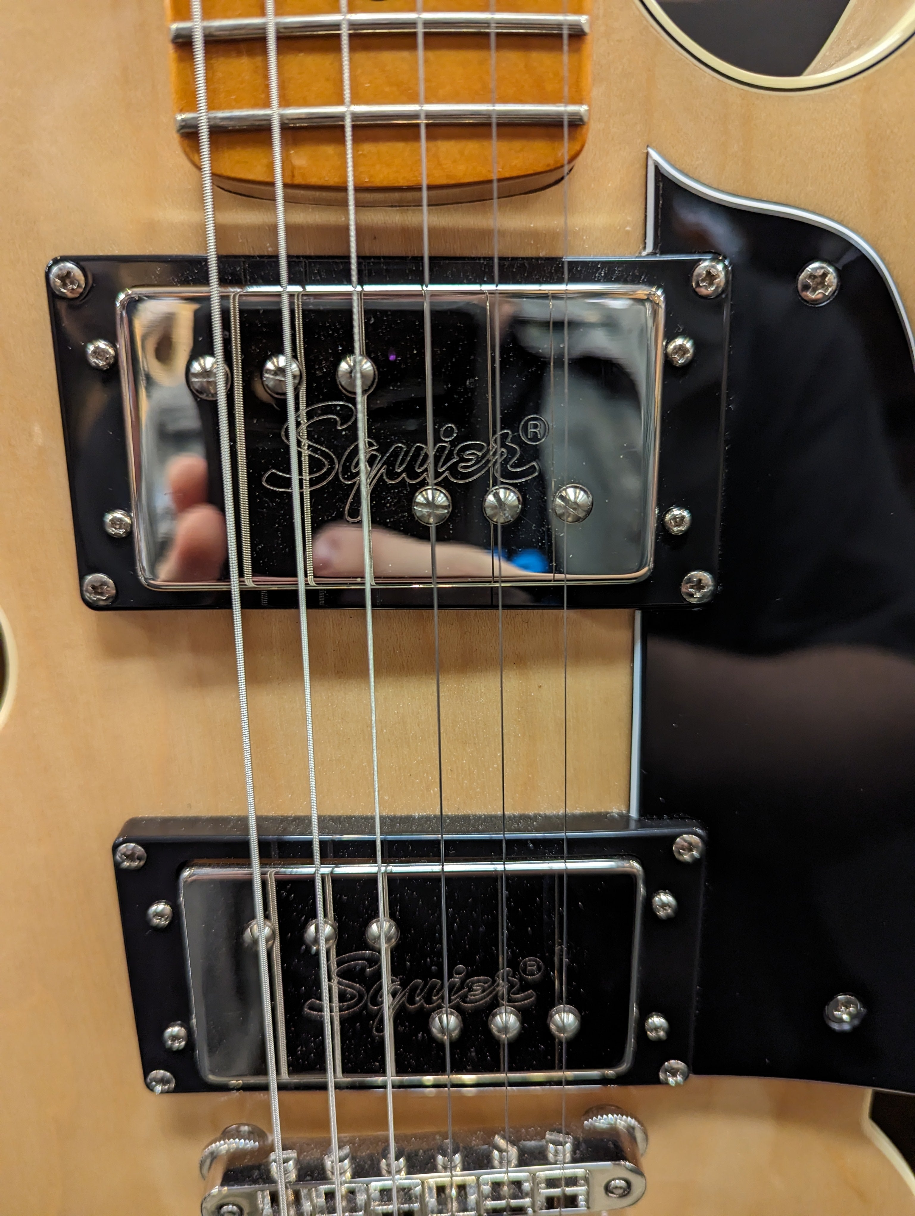 Squier Classic Vibe Starcaster Natural — headstock detail