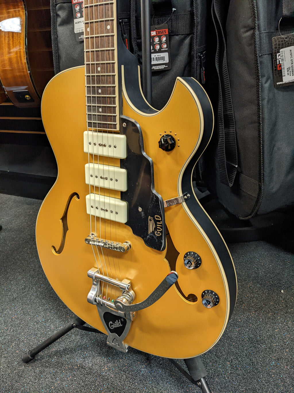 Guild Starfire I Jet90 Satin Gold guitar back view