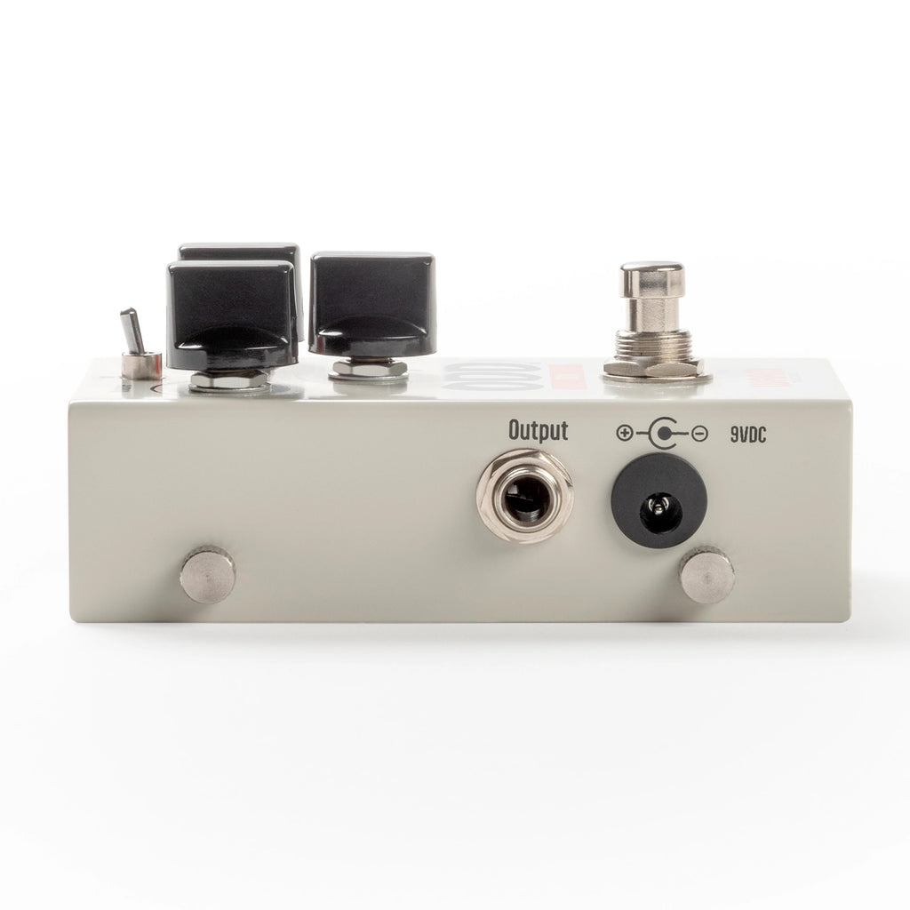 Warm Audio ODD Box V1 overdrive pedal rear panel and footswitch