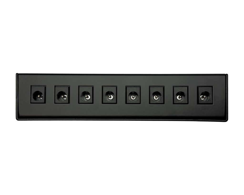 Truetone 1 Spot Pro XP8-PS power supply — side profile view