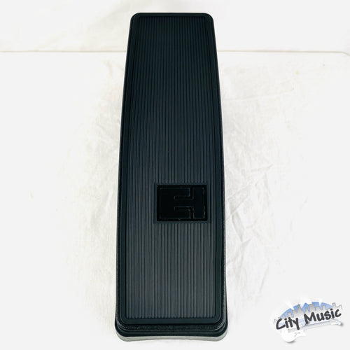 Electro-Harmonix Dual Expression Pedal — angled view
