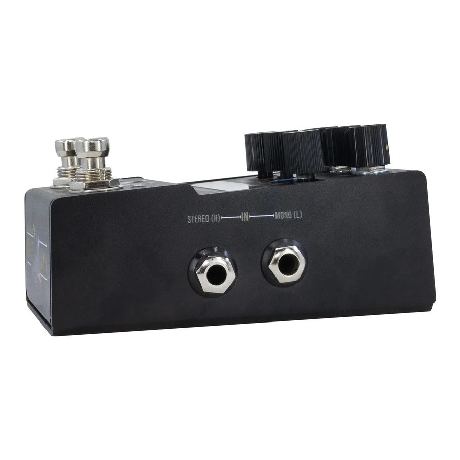 Walrus Audio MAKO MKII R1 reverb pedal — side jacks and ports