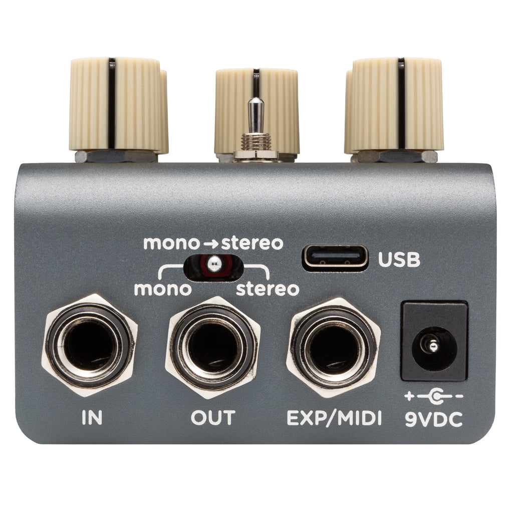 Strymon EC-1 tape echo pedal — rear input and output jacks