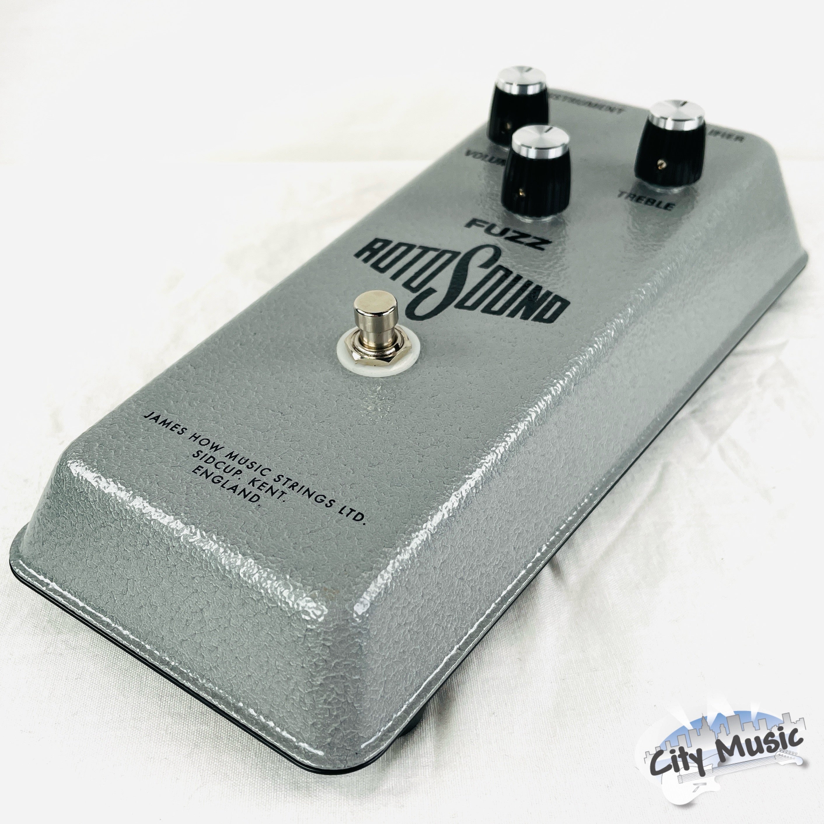 Rotosound RFB1 1967 reissue fuzz pedal — left side jacks