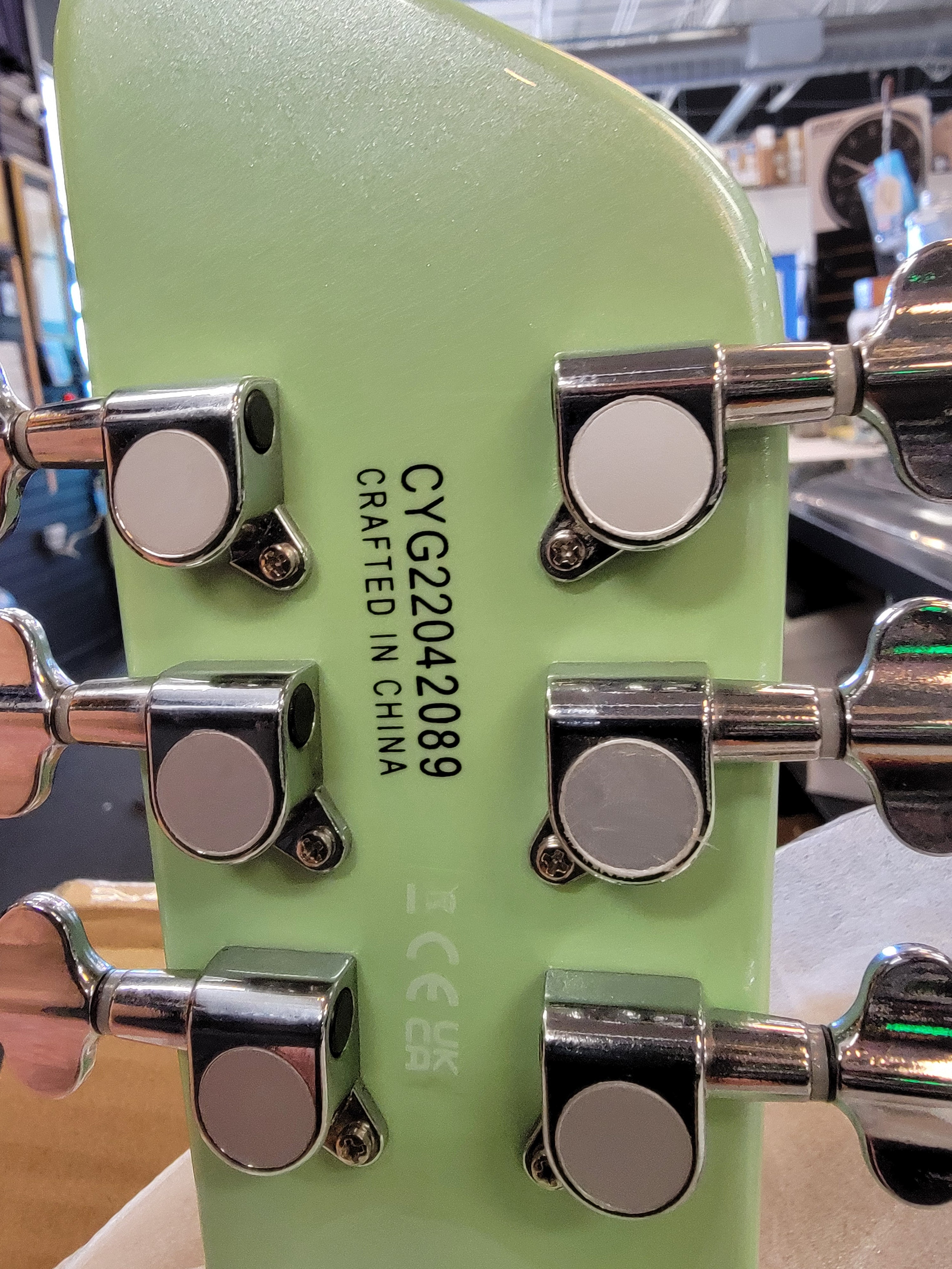 Gretsch G5700 Electromatic Lap Steel Broadway Jade — bridge and bar detail
