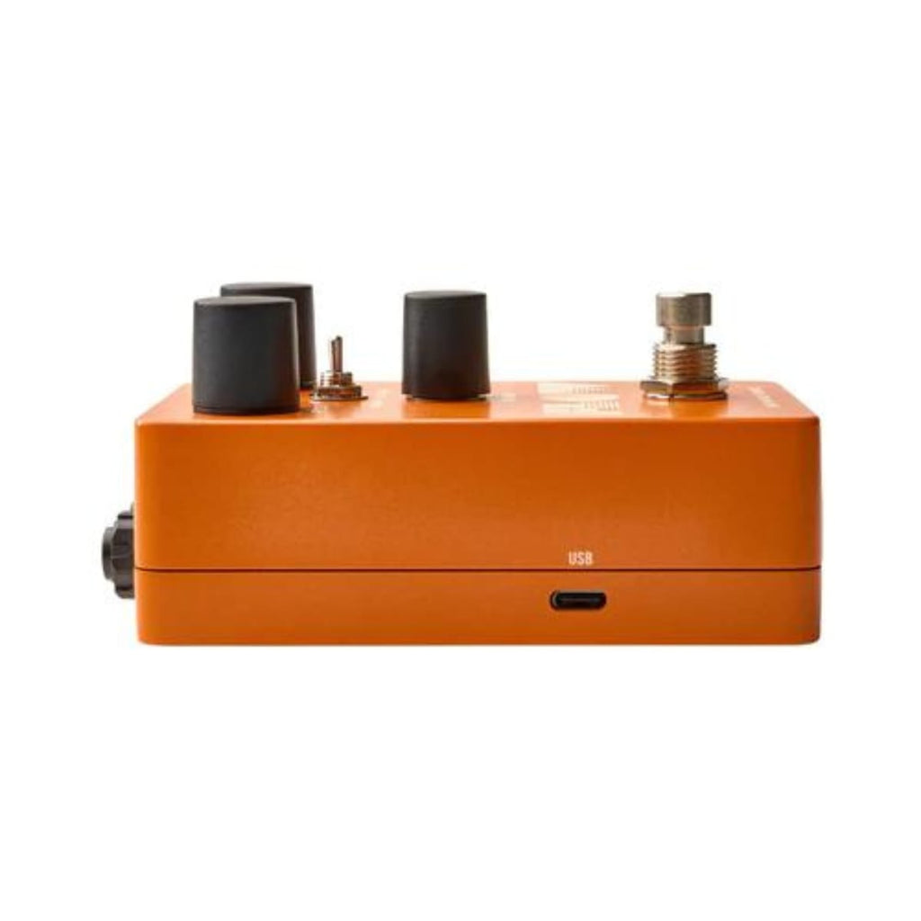 Universal Audio Flow tremolo pedal — rear jacks detail