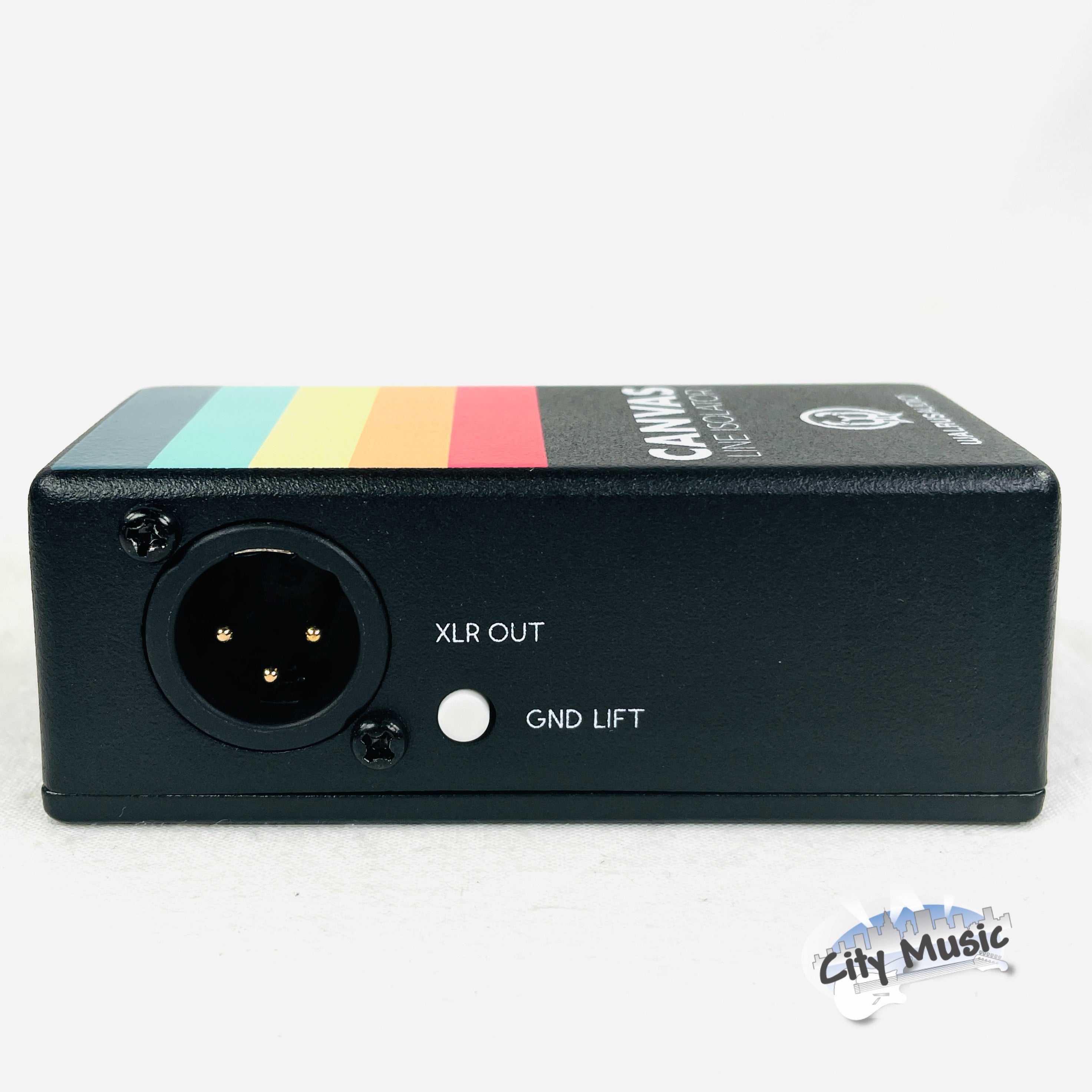 Walrus Audio Canvas Nano line isolator — ground lift switch detail