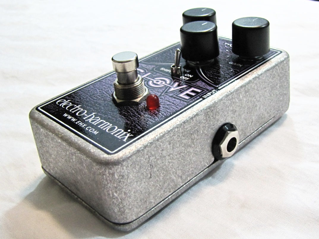 Electro-Harmonix OD Glove overdrive pedal — control knobs detail