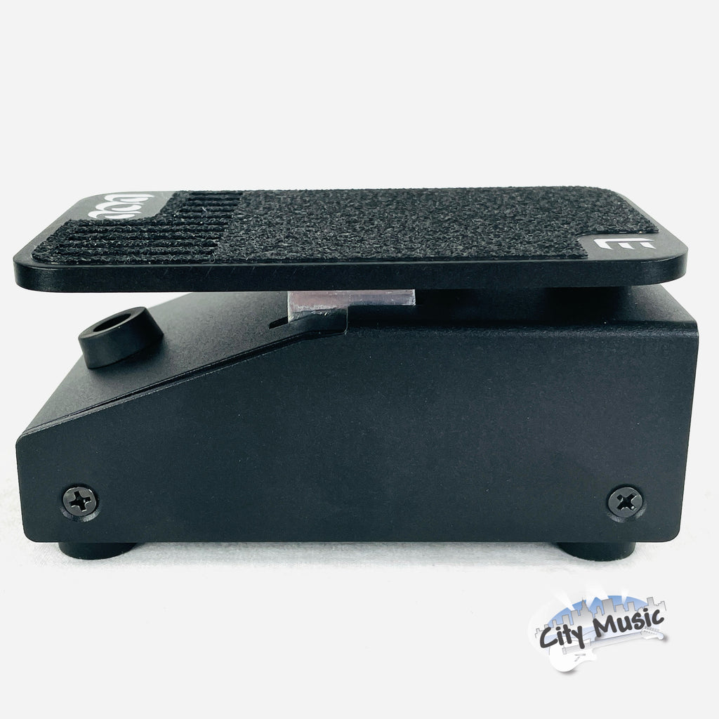 DOD Mini Expression pedal — angled side