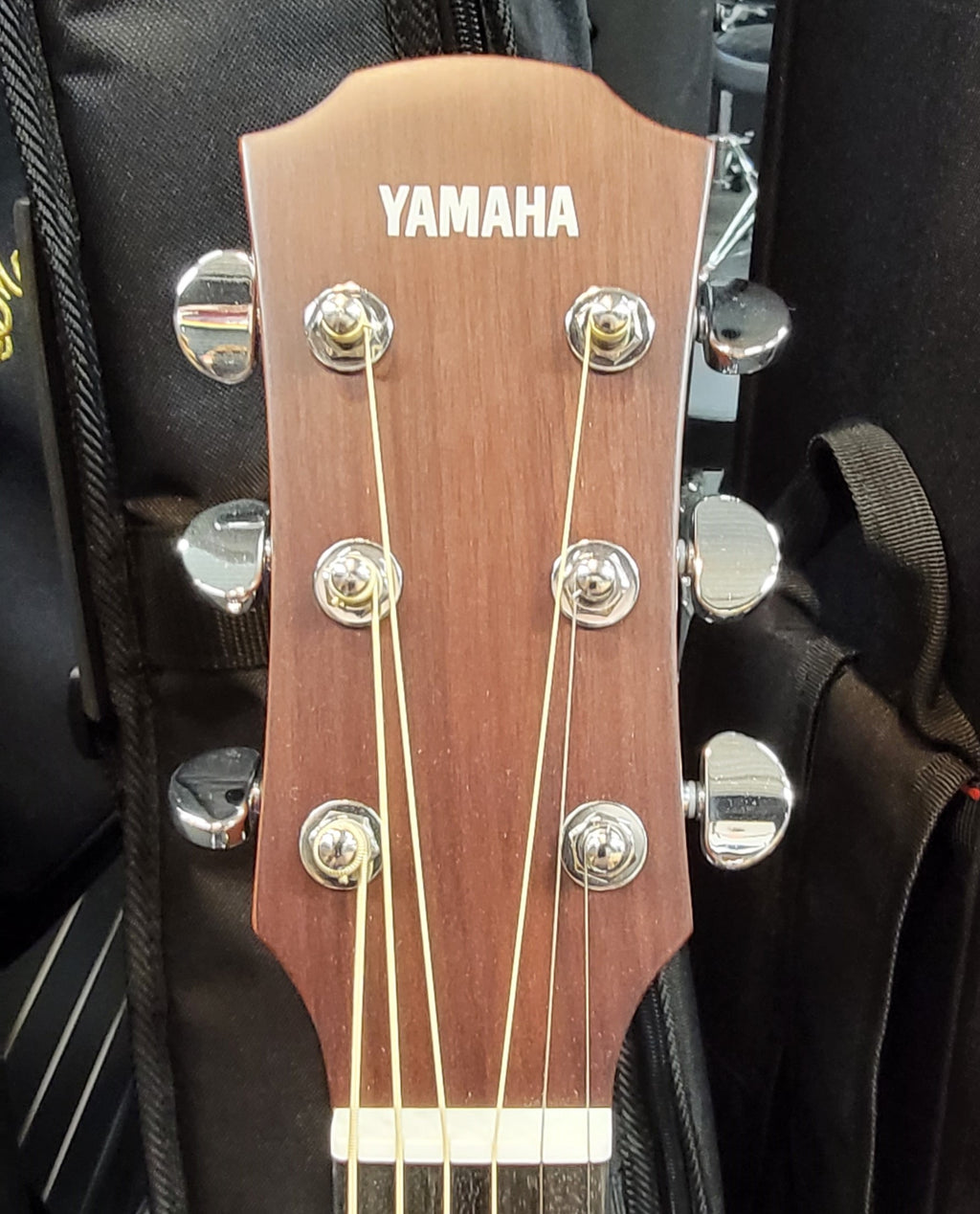 Yamaha A3R acoustic-electric guitar — fingerboard and fret detail