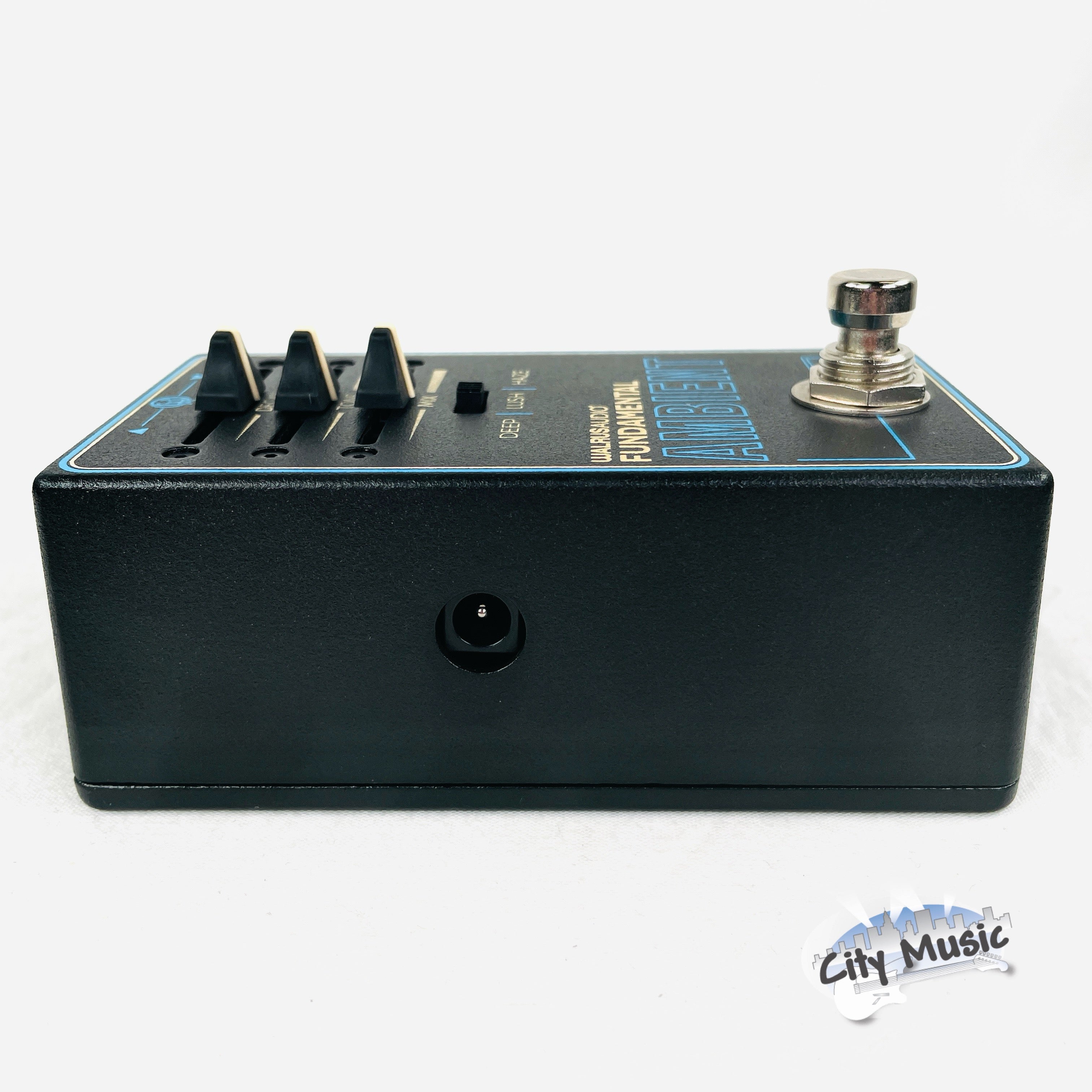 Used Walrus Audio Fundamental Series Ambient Reverb Guitar Effects Pedal в™«