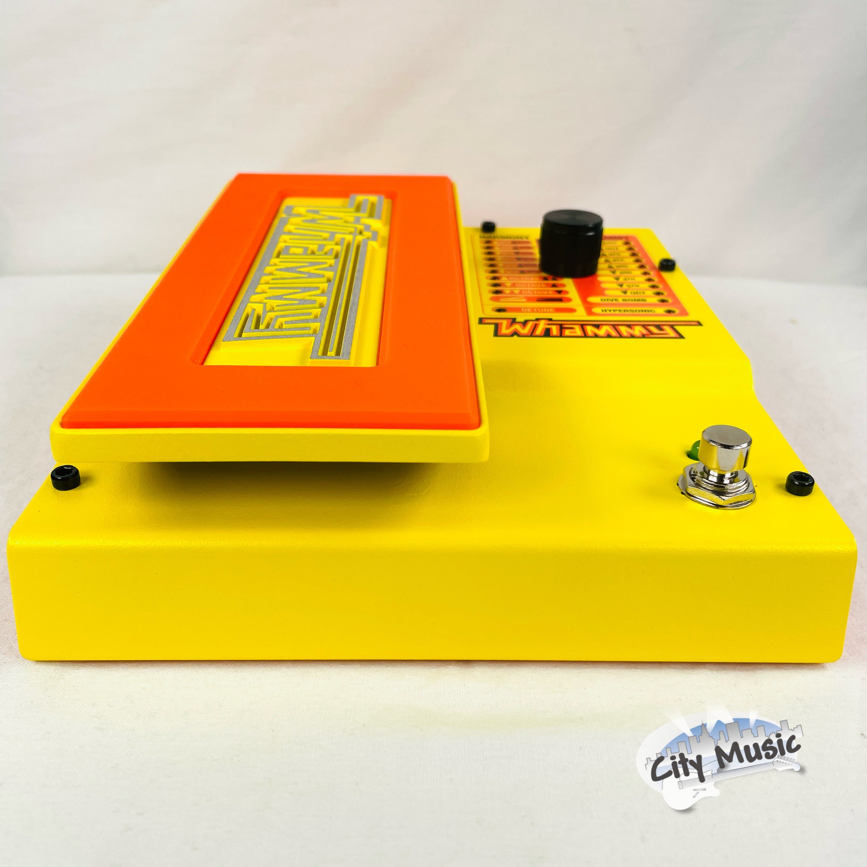 DigiTech MonoNeon Whammy pitch shift pedal — rear panel view