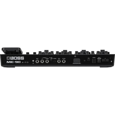 Boss ME-90 multi-effects processor — rear connections