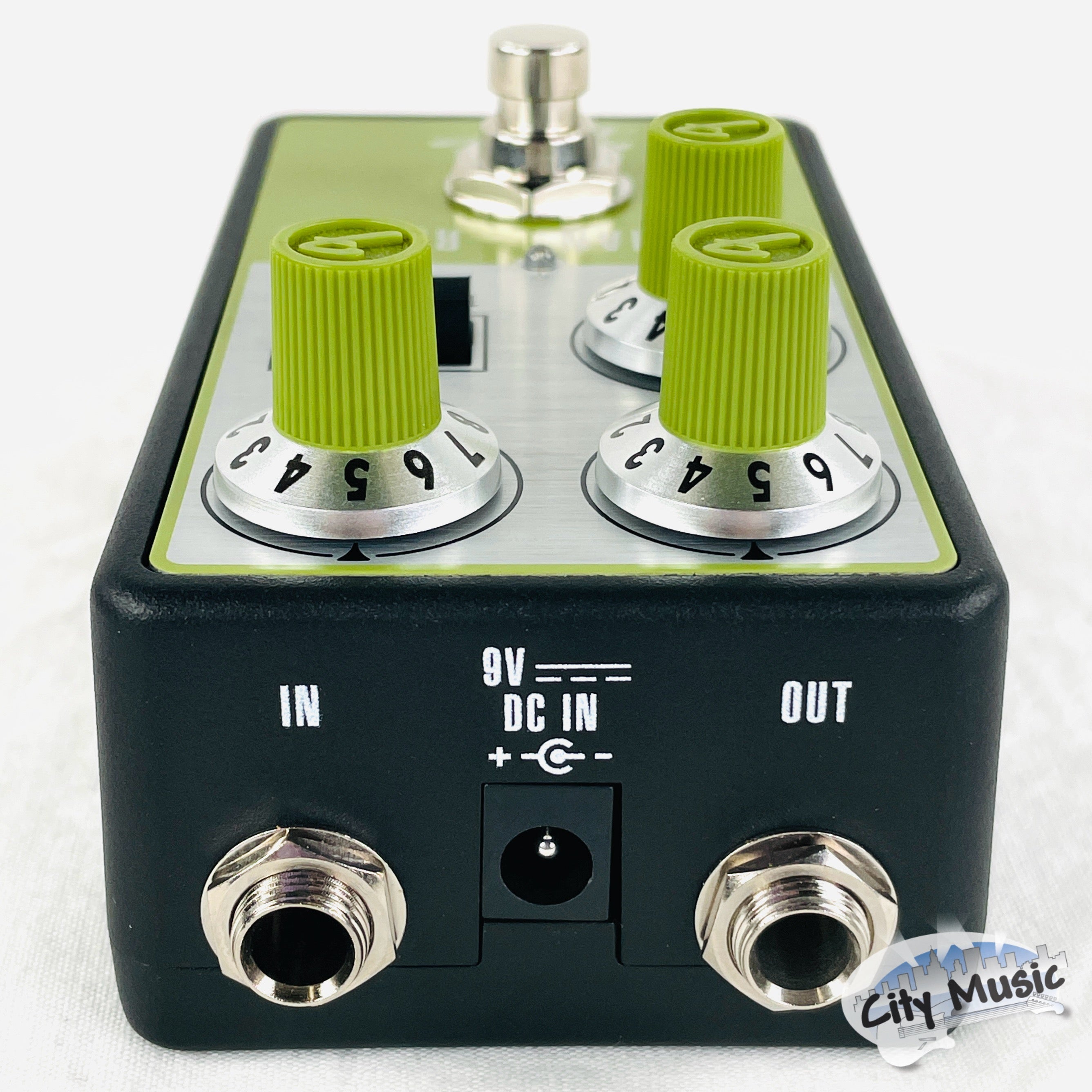 Used Fender Bassman Reverb Guitar Effects Pedal в™«