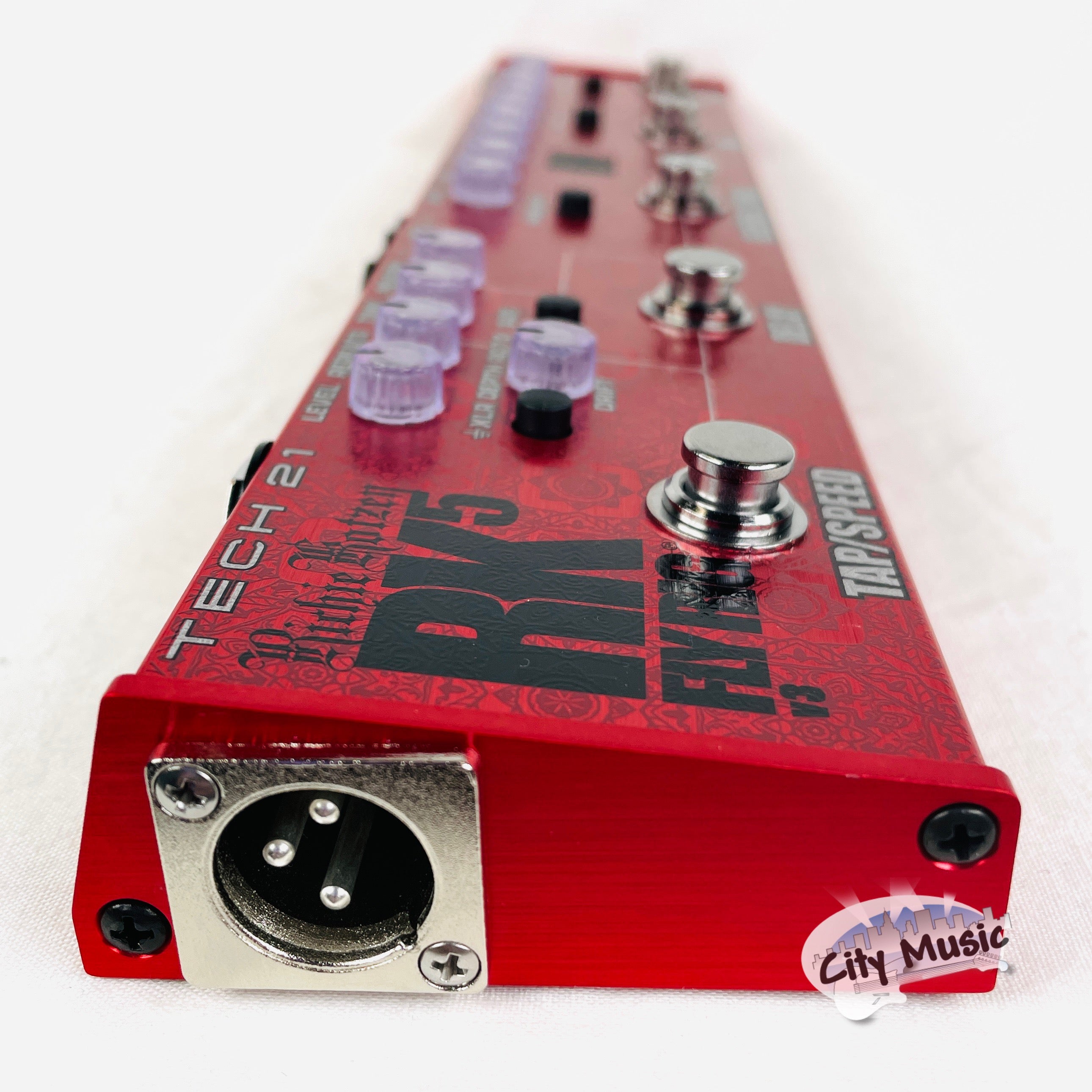 Used Tech 21 RK5 V3 Richie Kotzen Fly Rig SansAmp pedal — full unit with packaging