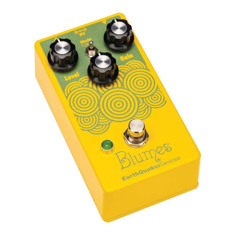 EarthQuaker Blumes bass overdrive pedal — top panel detail