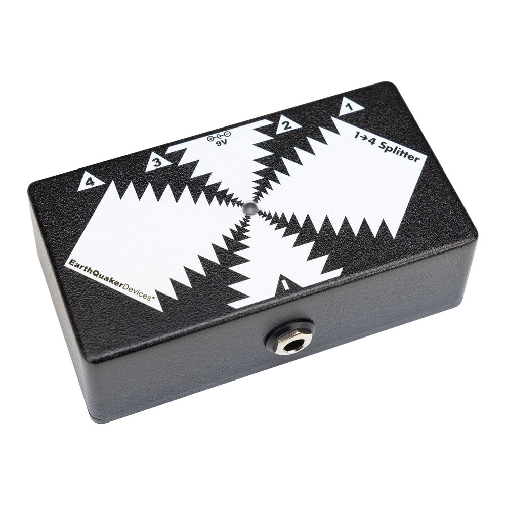 EarthQuaker Devices One to Four Splitter pedal - jacks detail