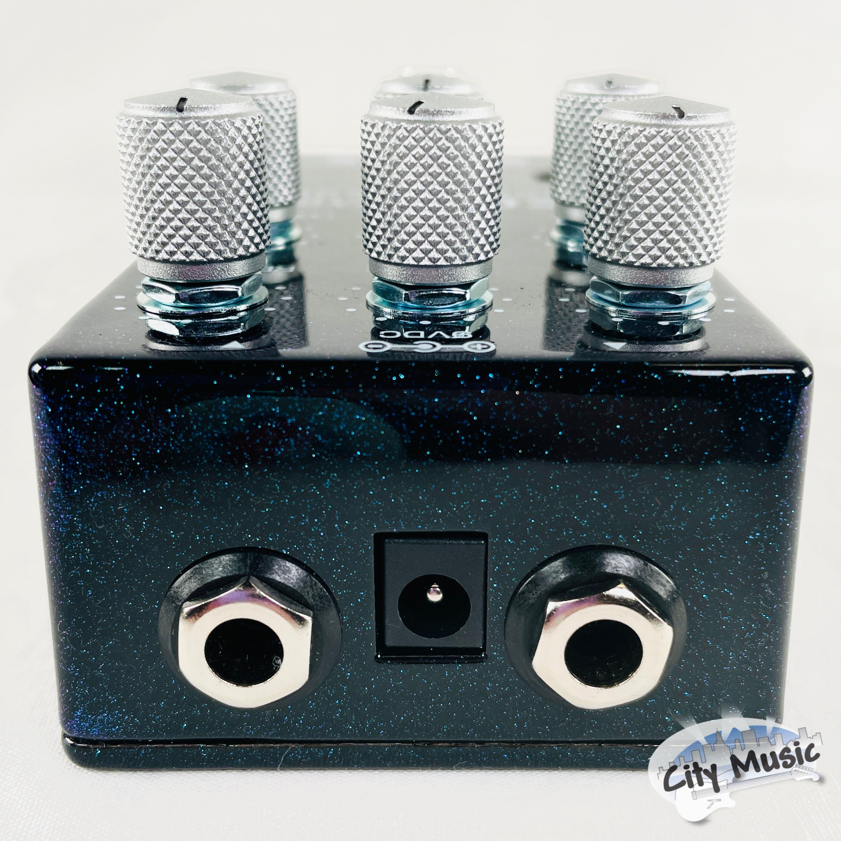 Wampler Ego 76 Compressor pedal — footswitch and LED detail