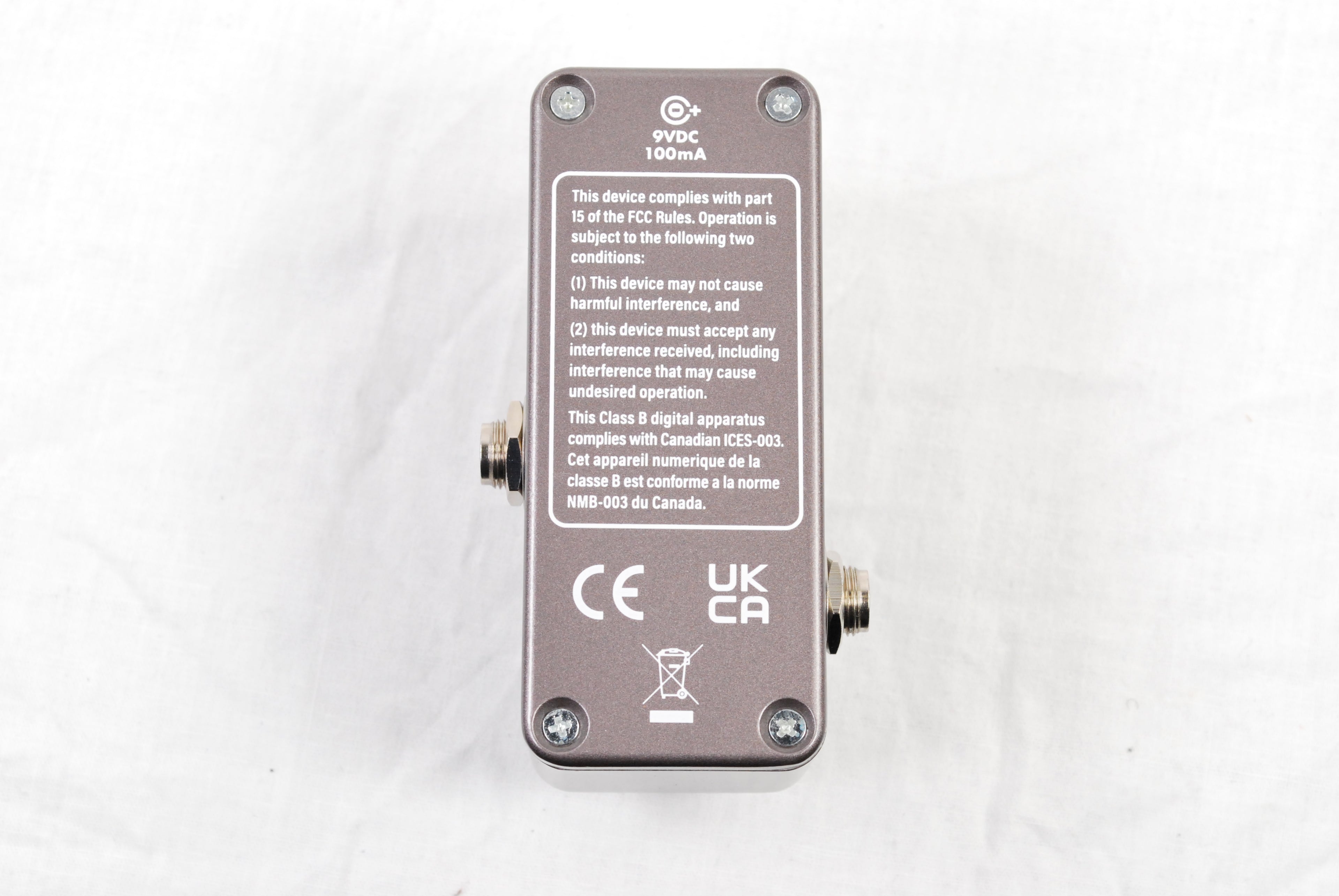 Electro-Harmonix Pico Platform compressor pedal — side jacks detail