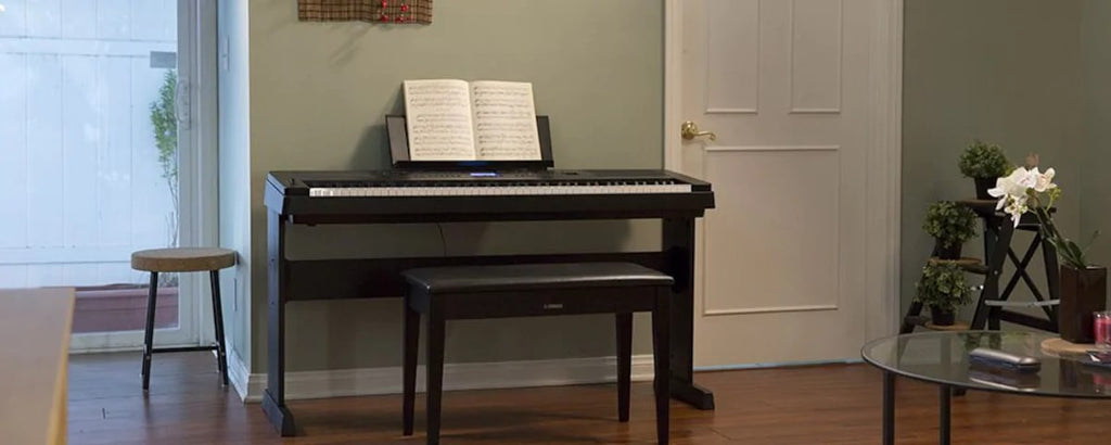 Yamaha DGX-660 digital grand piano — weighted 88-key keyboard