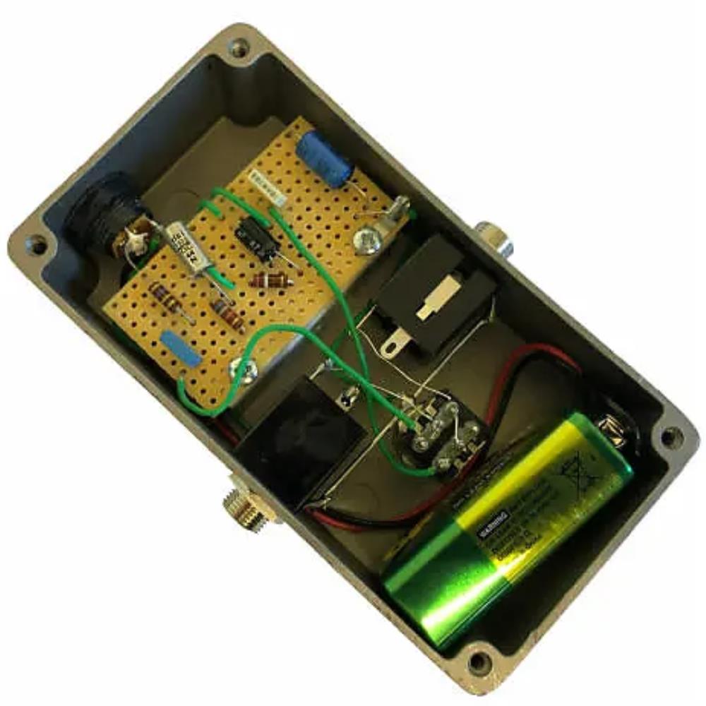 British Pedal Company Rangemaster treble booster — control and footswitch detail
