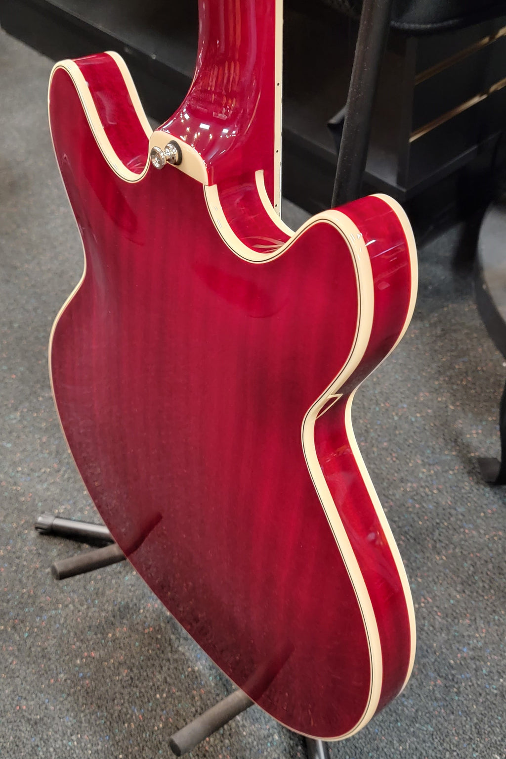 Guild Starfire I Cherry Red bass tuners