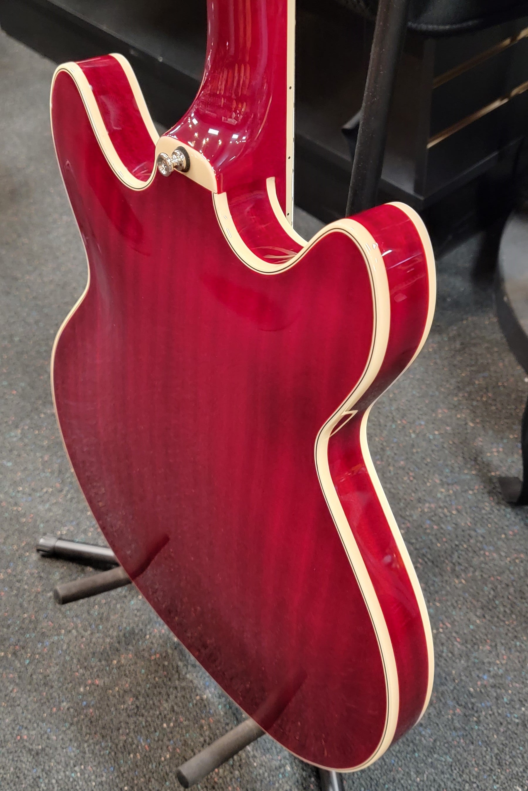Guild Starfire I Cherry Red bass tuners