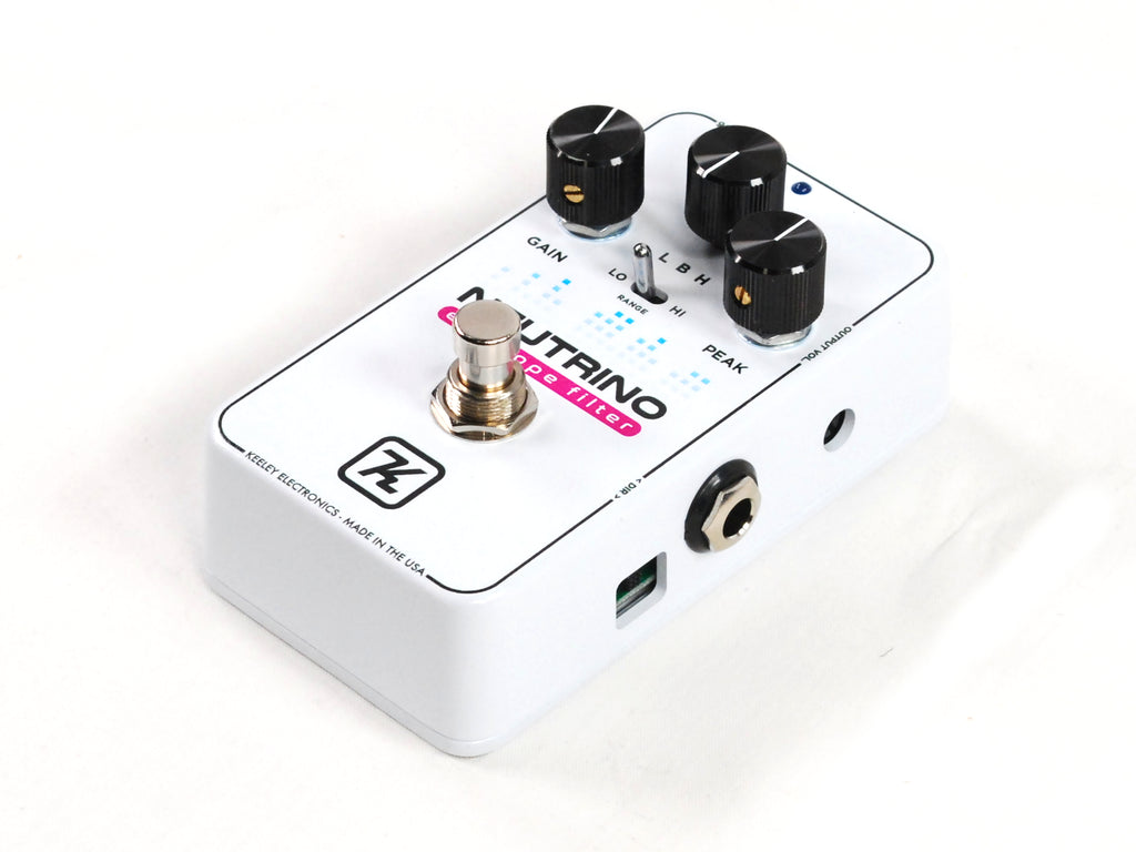 Keeley Neutrino V2 envelope filter pedal — side jacks view