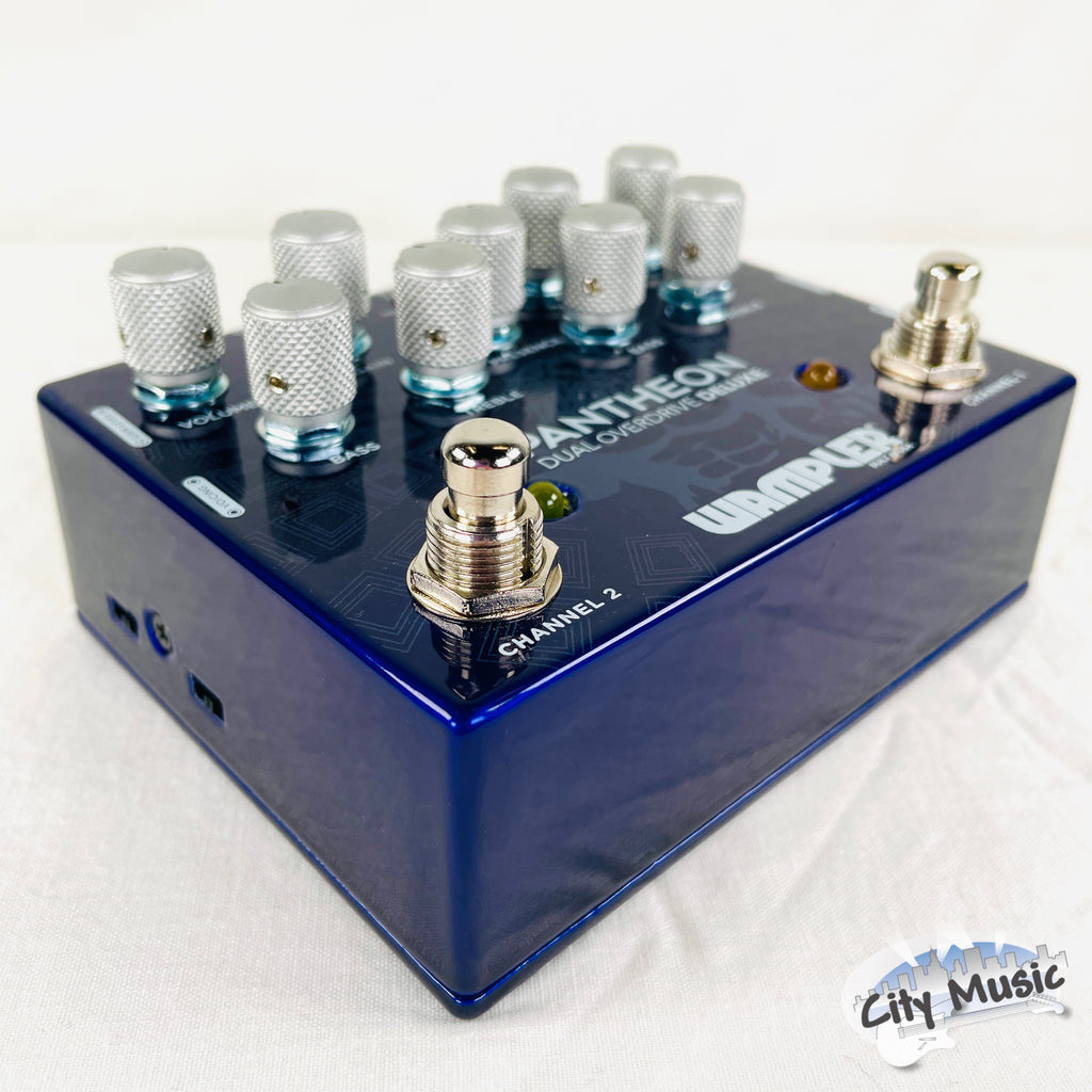 Wampler Dual Pantheon Deluxe overdrive pedal — dual channel knobs detail